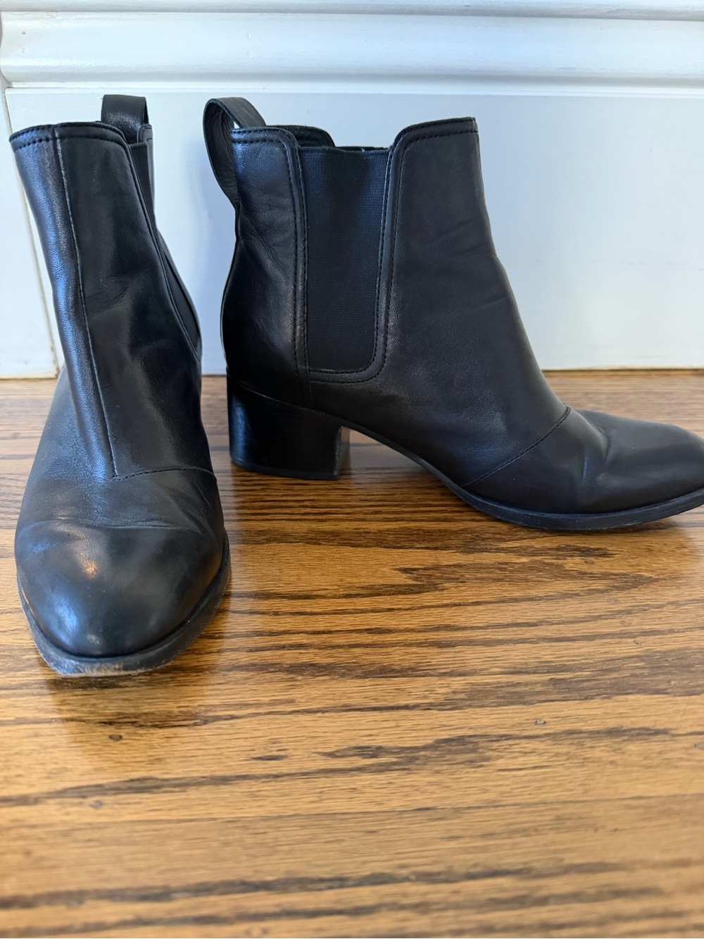 rag & bone Black Leather Chelsea Ankle Boots